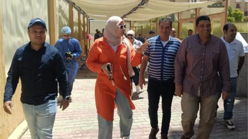 برعاية جهاز مدينة الشروق تنظيم قافلة طبية للكشف على الأسنان.. صور