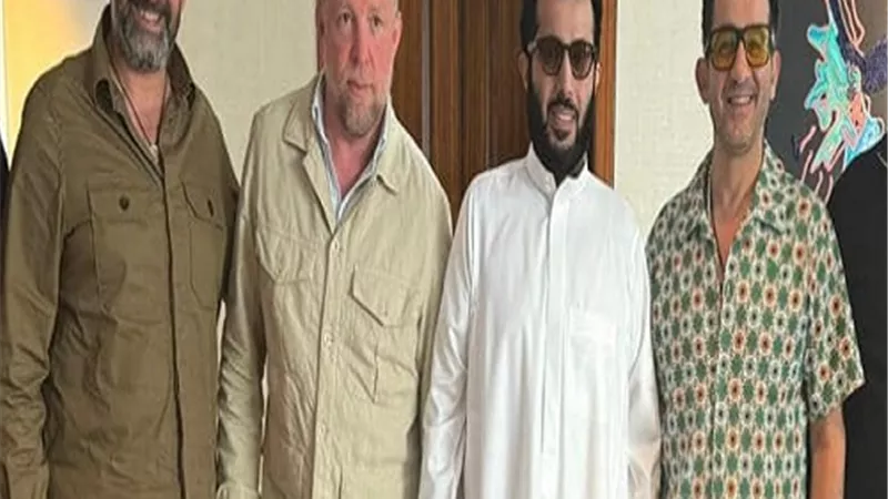 تركي آل الشيخ يحضر مفاجأة تجمع حلمي وكريم ومروان حامد وجاي ريتشي