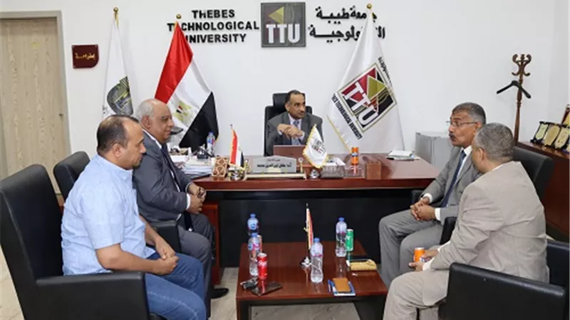 وفد المالية يتابع أعمال الوحدة الحسابية بجامعة طيبة التكنولوجية