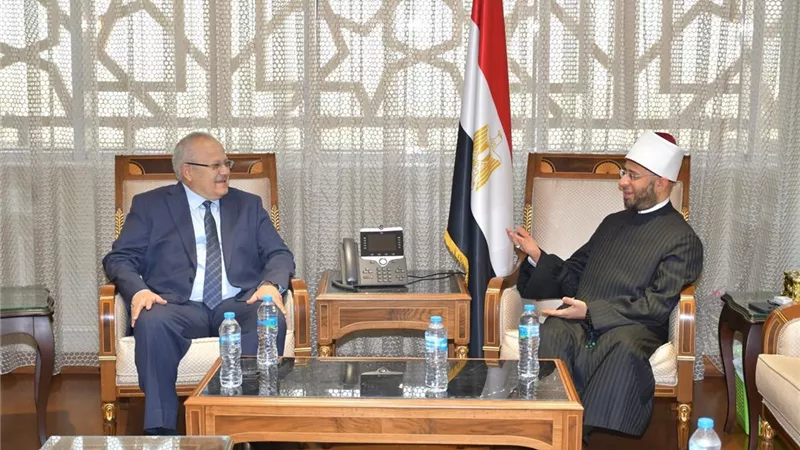 الخشت يهنئ الأزهري بتوليه وزارة الأوقاف