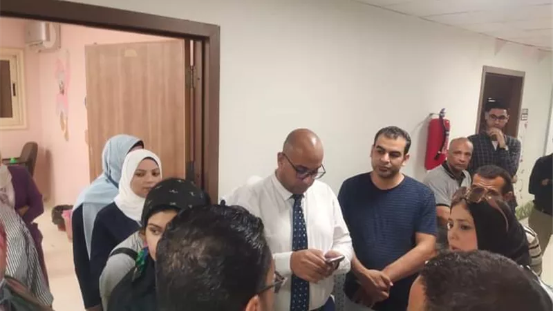 فريق الطب العلاجي يتفقد عدد من المستشفيات صحة قنا