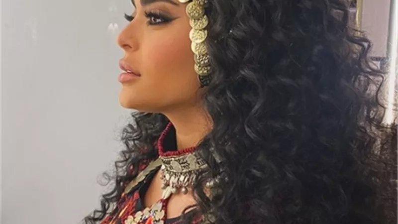 ما هو دريس كود شريف عرفة مع النجوم فى اللوكيشن ؟