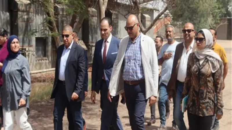 محافظ القليوبية يتفقد المشروعات القومية بشبين القناطر والخانكة
