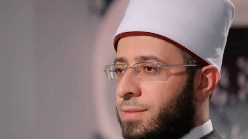 وزير الأوقاف يتلقى خطابات تهنئة من علماء العالم الإسلامي