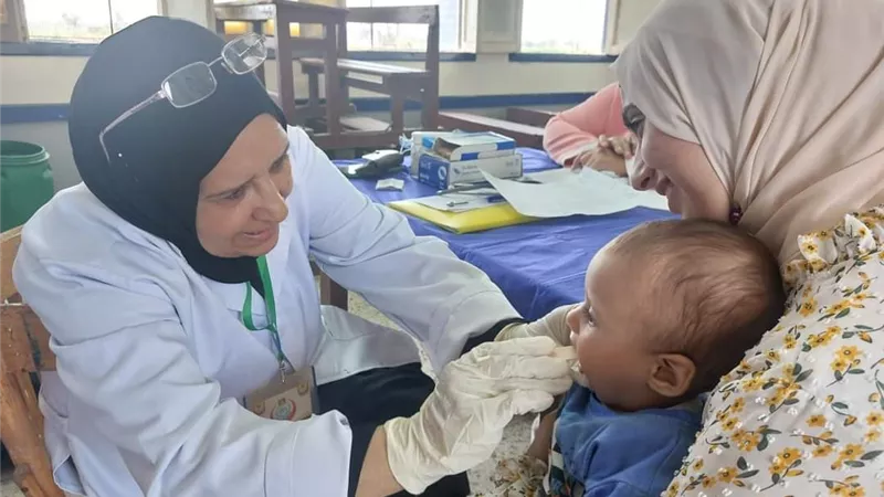 علاج ١٤٩٣ مواطنا بالمجان في قافلة طبية بدمياط
