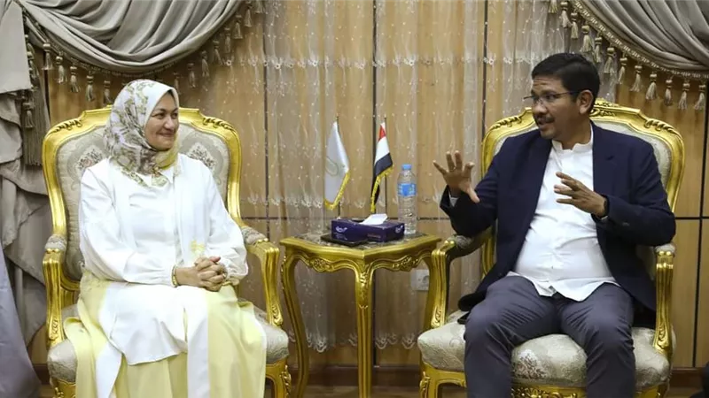 استقبال مستشار شيخ الأزهر للوافدين وفدًا رفيع المستوى بإندونيسيا