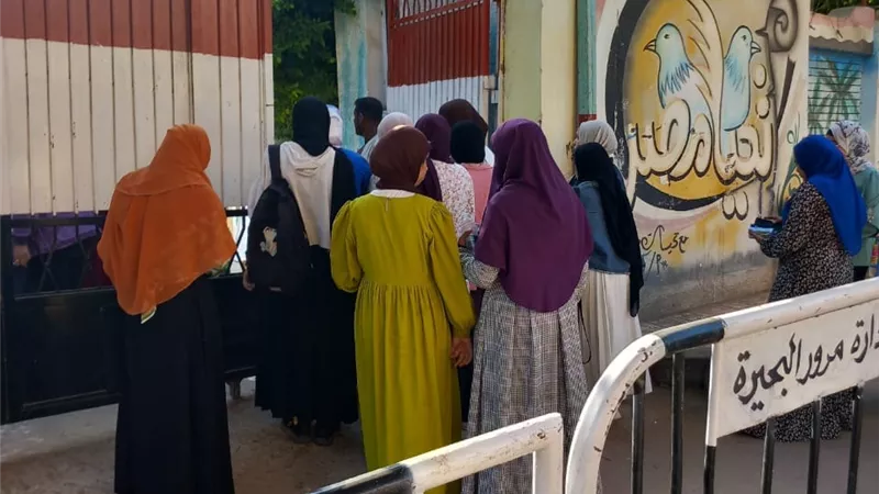 هدوء تام بلجان الثانوية العامة بالبحيرة