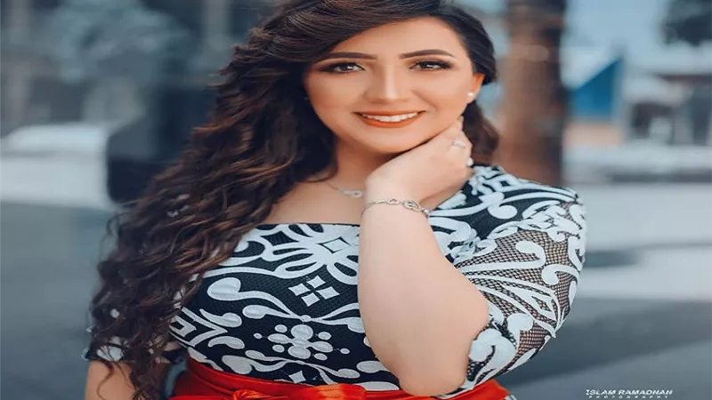 شاهد الفوتوسيش الجديد للمطربة آية عبدالله ..صور