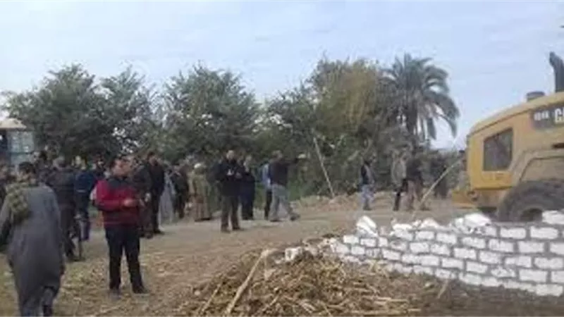 ازالة التعدى على ١٣ قيراطا بالفشن