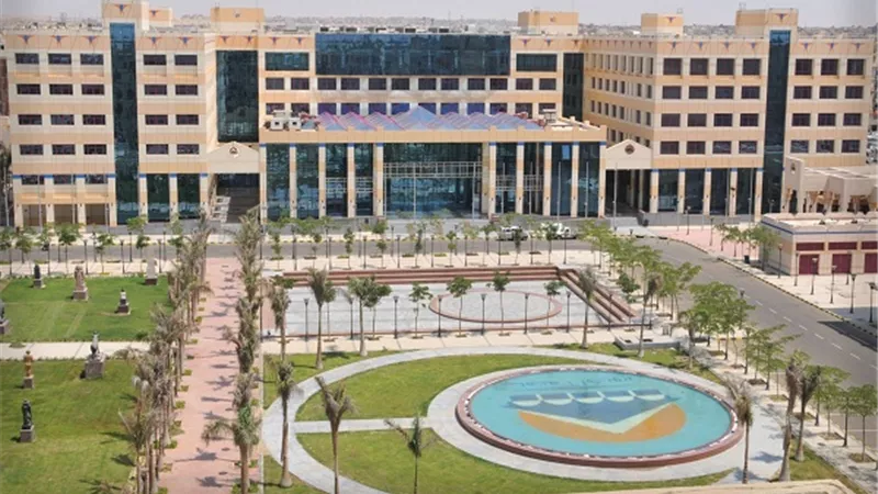 95% طب 6 اكتوبر.. والاسنان 90% والهندسة 80%