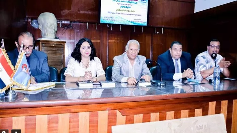 احتفالية مناقشة كتاب المرأه في الإبداع الروائي