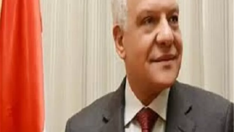 افتتاح معارض للملابس الجاهزة والمفروشات باطفيح
