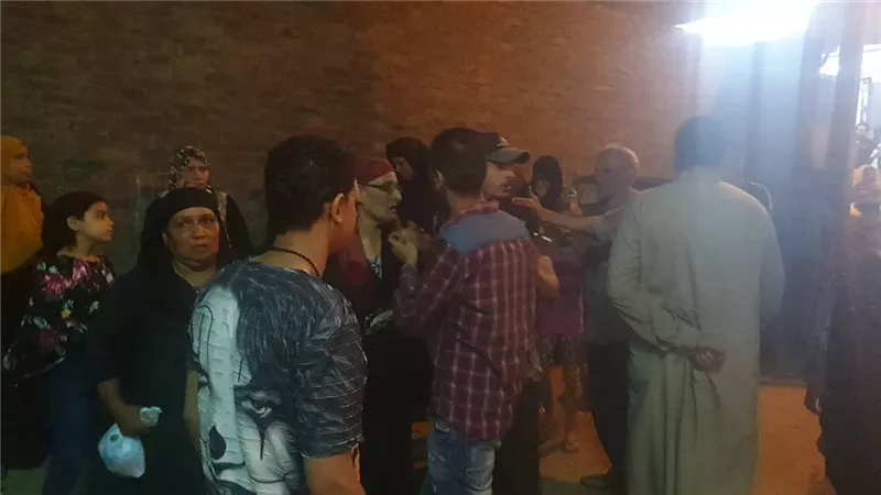 صور وفيديو.. موظف السياحه ببنها يذبح زوجته والسبب مفاجأه