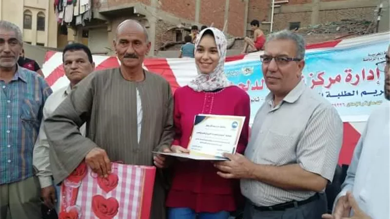 مركز شباب الدلجمون بالغربية يكرم 40 طالب أوائل الثانوية