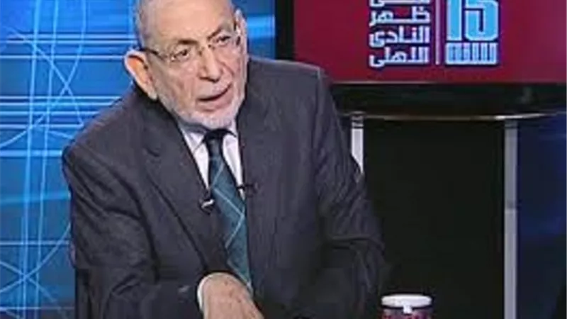 مفاجأة.. عدلى القيعى يكشف الاخطاء التحكيمية التى ساعدت على فوز الأهلى بالدورى