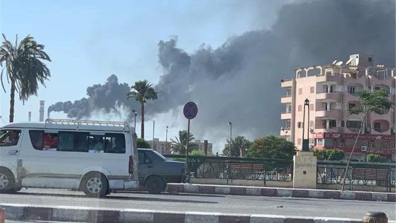 بالأرقام والصور .. أسيوط تحرر محاضر للمصانع المخالفة على نهرالنيل