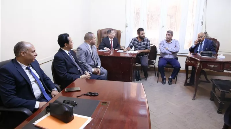 وفد صيني يزور نقابة المحامين لعقد بروتوكولات تعاون وتبادل الخبرات.. 
