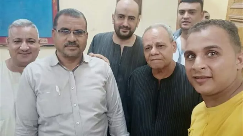 ممتاز دسوقي يلتقي اهالي وشباب قرية الوعاضلة والكردي ويعيد بحل مشاكلهم
