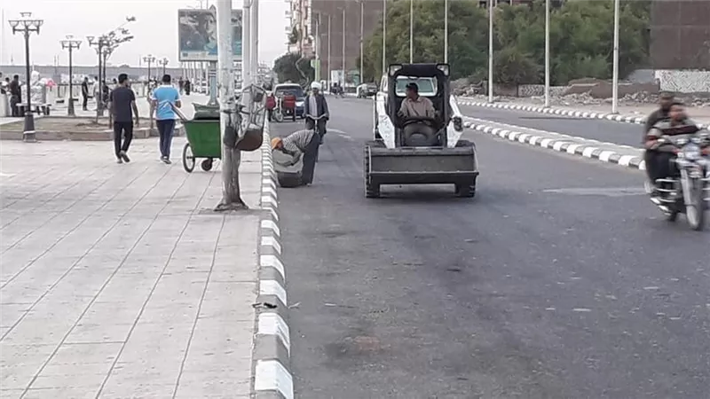 محافظة سوهاج: رفع 1600 طن قمامة ومخلفات صلبة خلال أسبوع..صور