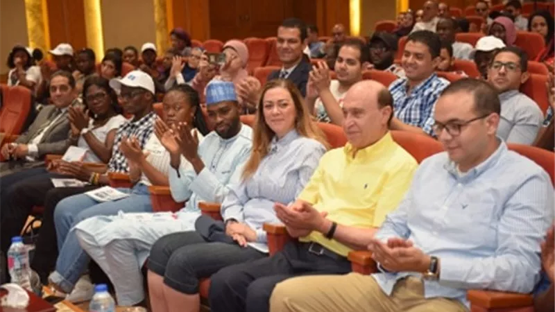 مميش يستقبل وفد البرنامج الرئاسي لتأهيل الشباب الأفريقي ..صور