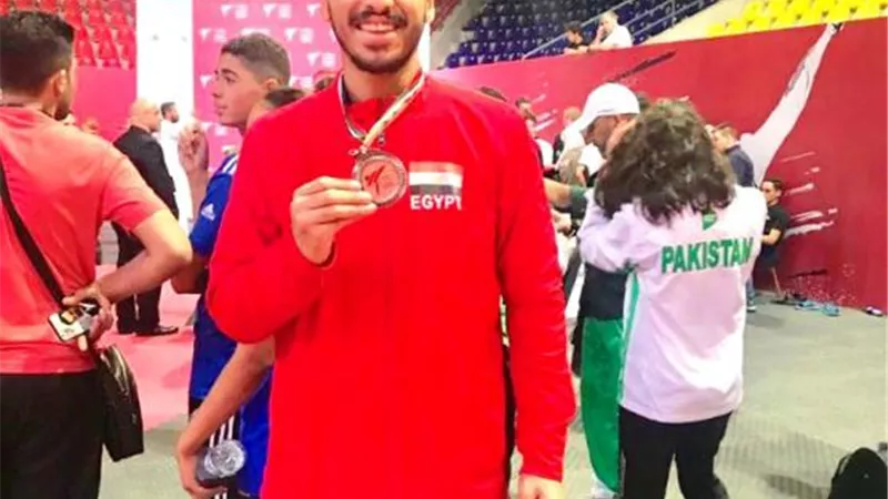 عبدالرحمن درويش يحصد برونزية بطولة الحسن للتايكوندو بالأردن.. بالصور