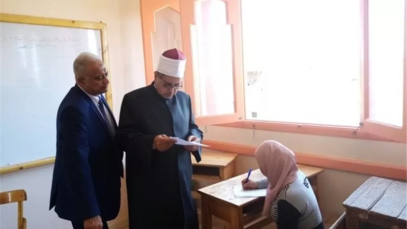 رئيس قطاع المعاهد الأزهرية يتفقد أعمال المبانى الإنشائية الجديدة بمعاهد منطقة الأقصر