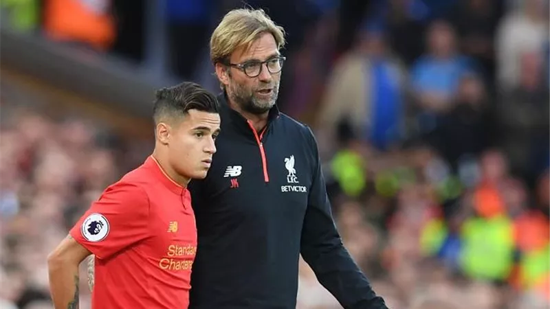 ايليوت فى ليفربول رسميا