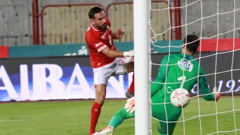 الاهلى يؤكد احقيته بالدورى ويفوز على الزمالك بهدف معلول