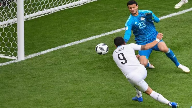 رئيس الزمالك يتهم الشناوى باستخدام السحر فى القمة