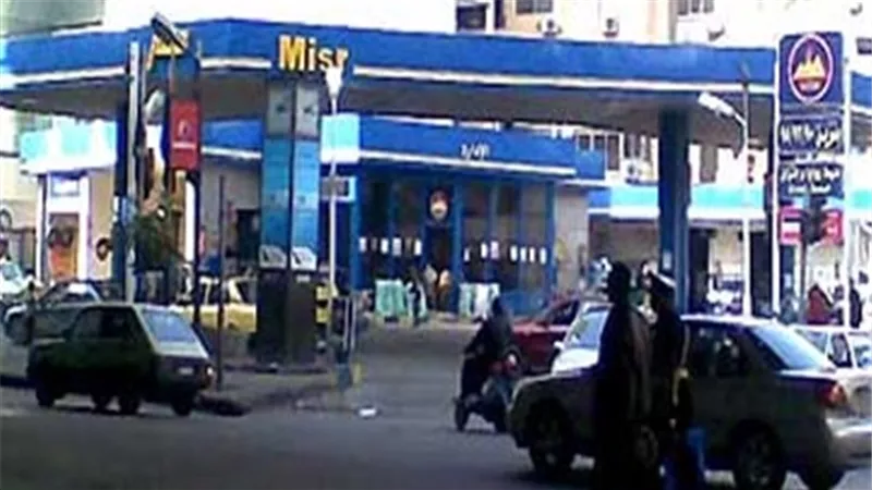 مسلحون يستولون على 350 ألف جنيه من محطة بنزين