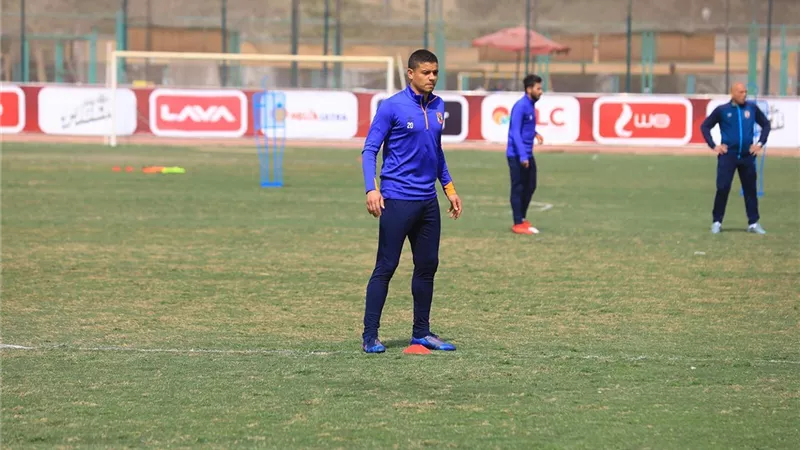 مدافع الاهلى يؤدى المرحلة الأخيرة من برنامجه التأهيلى