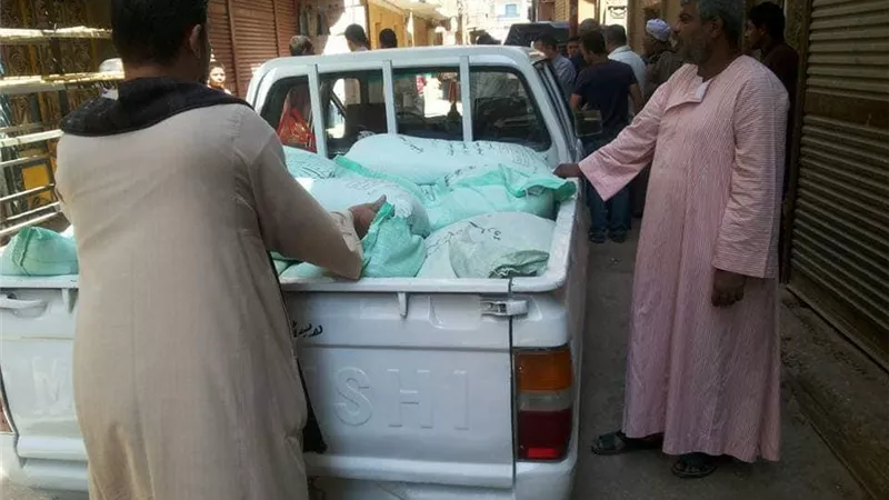 ضبط طن و 200 كيلو دقيق مدعم قبل طرحة للبيع بالأسواق بسوهاج
