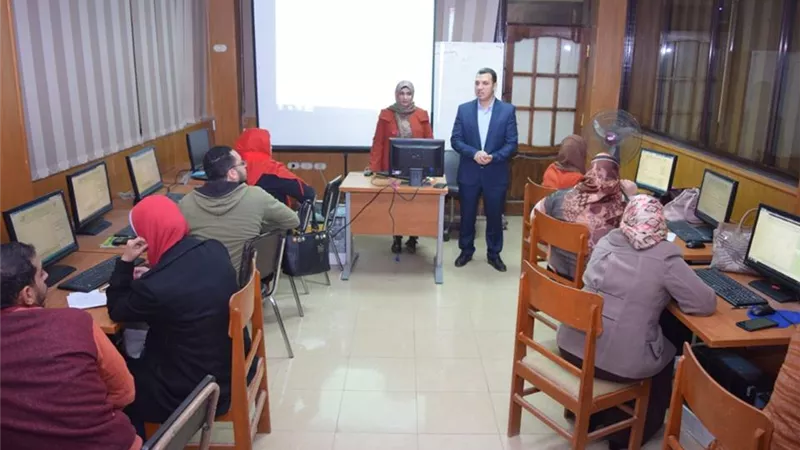 تدريب المراقبيين ومسئولي الطب الوقائي لميكنة العمليه التطعيميه بسوهاج