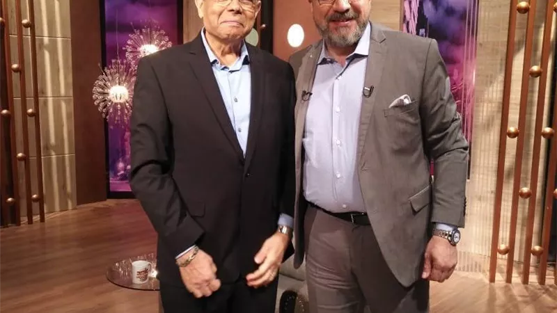 بالفيديو.. الفنان سامي فهي يبكي بسبب عادل امام تعرف علي السبب ؟