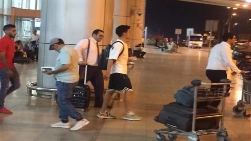 أوناجم يصل ميت عقبة للتوقيع على عقود انضمامه للزمالك