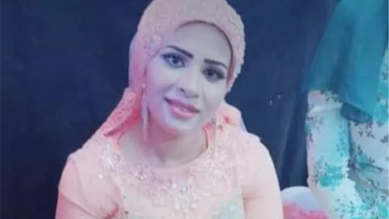 الزوج الشكاك.. خنق زوجته حتى الموت والنيابة تقرر حبسه