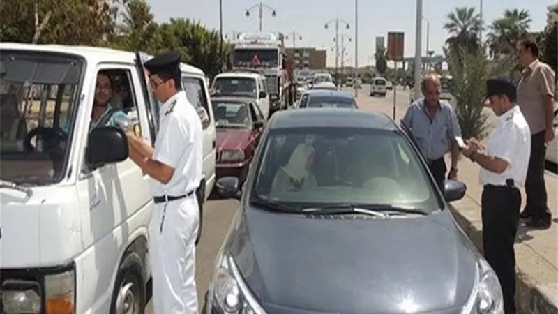 ١٠٩٥ مخالفة مرورية في حملة الانضباط بالفيوم