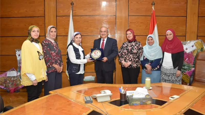 بنك الدم بجامعة أسيوط يحصل على الإعتماد الدولى