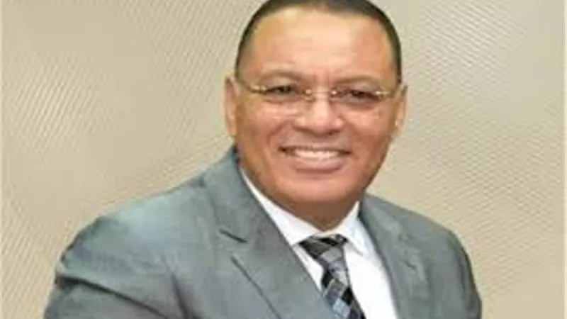 ايقاف 3 مسئولين عن العمل بالشرقية لتقاعسهم عن العمل