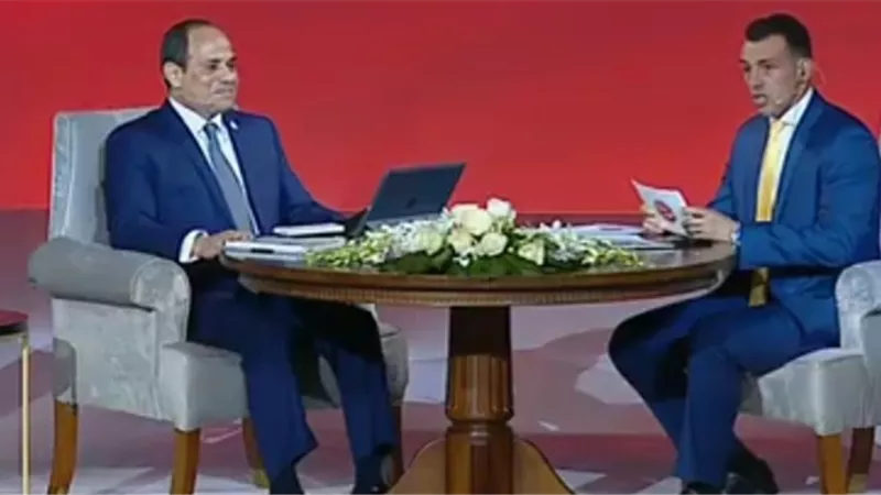 بدء جلسة اسأل الرئيس بالمؤتمر الوطني السابع للشباب بالعاصمة الادارية