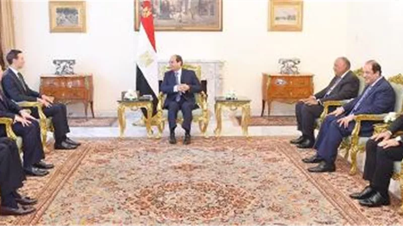 الرئيس يستقبل 