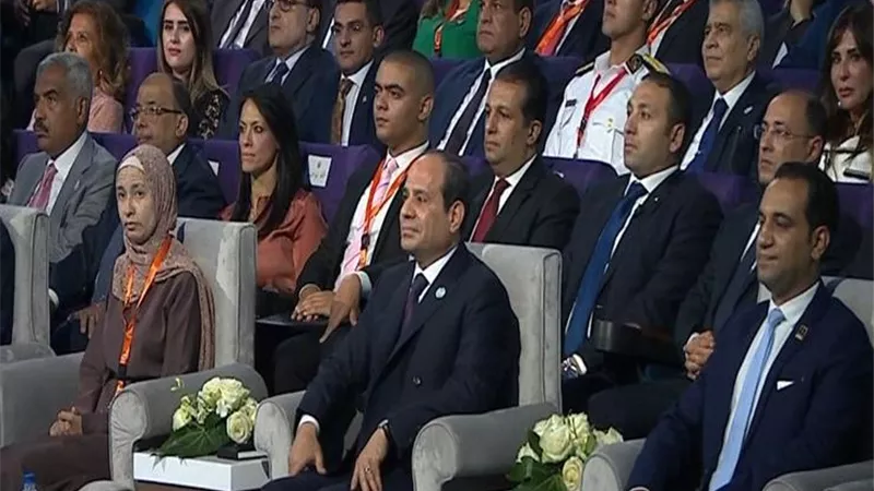وفد طلاب جامعة الدلتا يشارك بالمؤتمر الوطني السابع للشباب بالعاصمة الإدارية