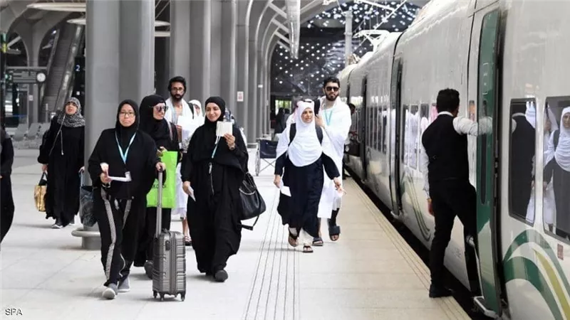 انطلاق أول رحلة لقطار الحرمين من المدينة إلى مكة