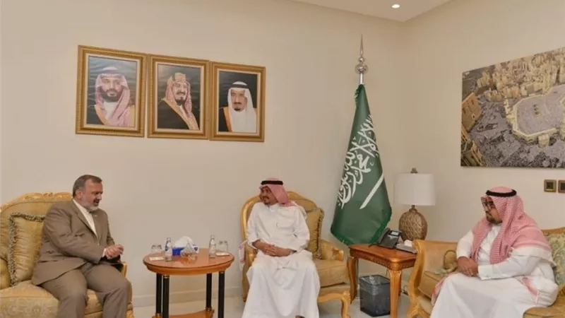 وزير الحج و العمرة يناقش ترتيبات حجاج إيران