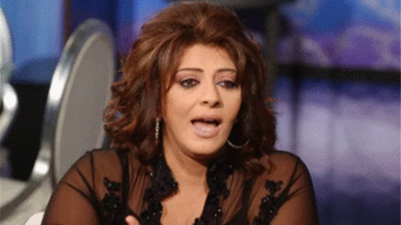 عزاء والدة الفنانة هالة صدقى.. اليوم