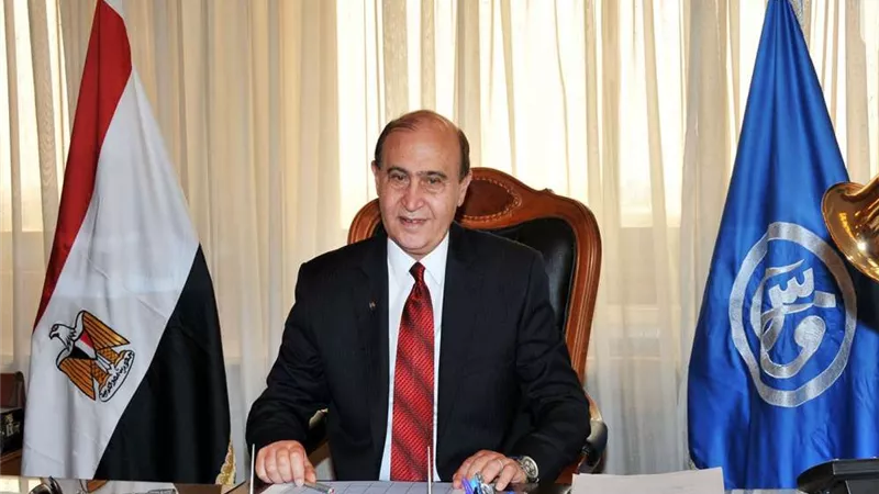 مميش: قناة السويس تحقق أكبر رقم قياسى فى تاريخها بعبور 81 سفينة اليوم