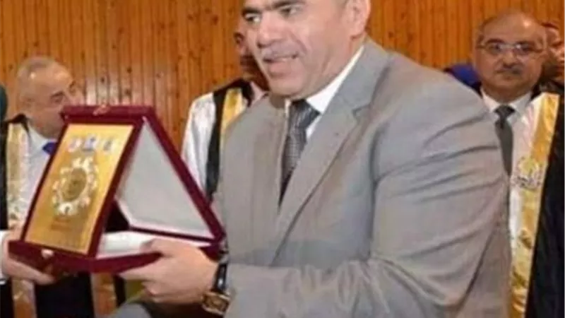 تهنْة مدير مكتب الجمهورية باسيوط للعميد احمد قدرى