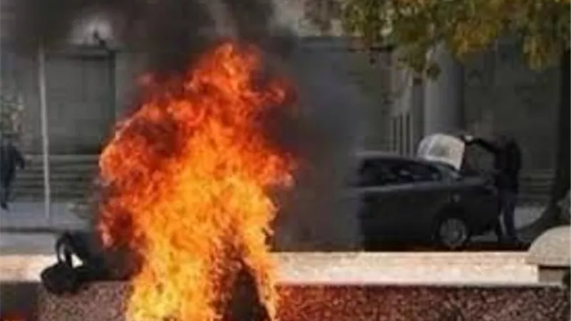 شاب يعتدي على ابن عمة المقبل علي الزواج ويشعل النيران في شقة الزوجية بالبحيرة