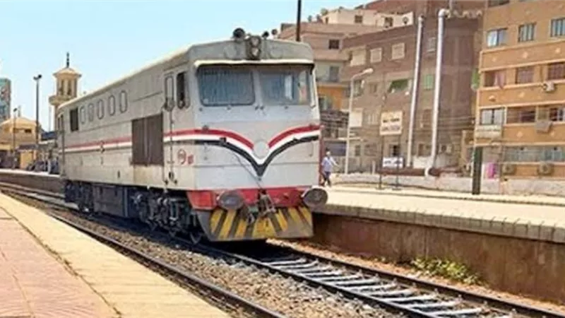 عودة الحركة للخط الاول للمترو بعد اصلاح الشبكة الكهربائية