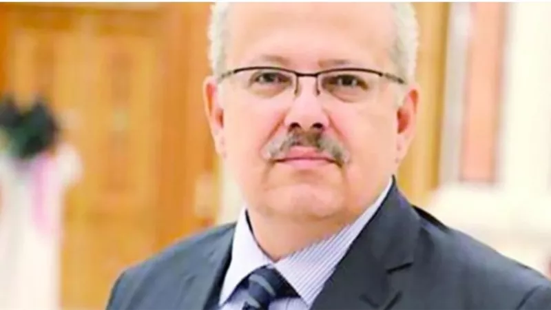 الخشت يعلن نبأ سار لمعيدي جامعة القاهرة